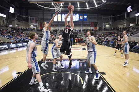 Mavericks Return to Ralston for Home Opener - Omaha Athletics