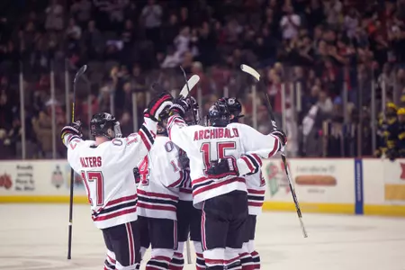 Mavericks Stun No. 2 Michigan, 3-2 - Omaha Athletics