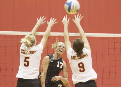 Christensen Named to AVCA All-Region First Team - Omaha Athletics
