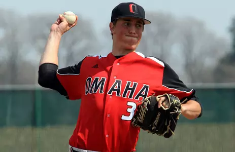 Mavericks Triumph Over Chicago State, 8-4 - Omaha Athletics