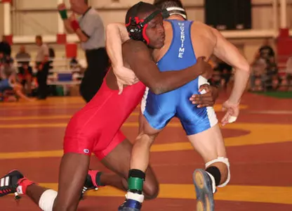 Mavericks Remain Undefeated, Drop No. 13 Augustana