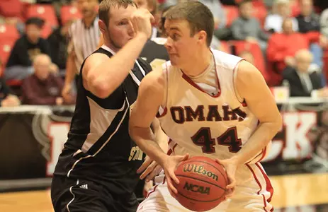 Mavs Fall Just Short in 77-74 Loss at UMKC - Omaha Athletics