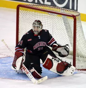 Mavs, Minutemen Skate To 1-1 Tie - Omaha Athletics