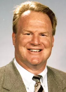 Danenhauer Resigns As UNO Athletic Director