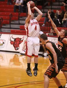 Maverick Men Edged By Washburn, 84-83 - Omaha Athletics