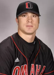 Mavs Return Favor, Sweep Regis in Doubleheader - Omaha Athletics