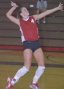 Volleyball Team Begins Fall Practice - Omaha Athletics