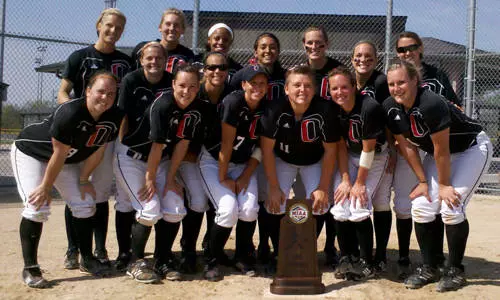 Mavs Crowned MIAA Softball Tournament Champions - Omaha Athletics