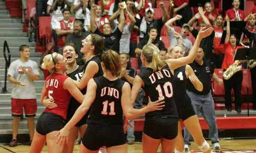 Mavs Win Five-Set Battle Against No. 6 Washburn - Omaha Athletics