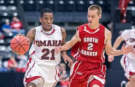 Mavericks Fall Short to Western Illinois - Omaha Athletics