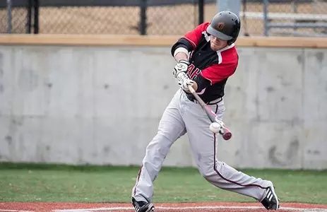 Bats Come Alive as Mavs Take Down UND - Omaha Athletics