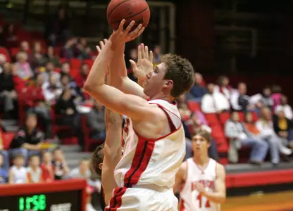 Mavs Work Overtime for 98-97 Win - Omaha Athletics
