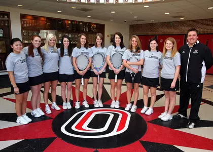 Maverick Tennis Falls to Wichita State - Omaha Athletics