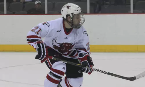 Mavericks Pound Clarkson, 8-0 In Stampede - Omaha Athletics