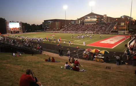 Mavs Host Missouri Western in Final Home Game
