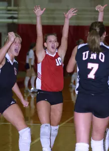 2004 Volleyball Preview II - Omaha Athletics