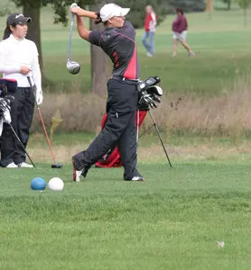 UNO Has Advantage After Day One of MIAA Golf Champ - Omaha Athletics