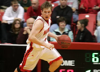 UNO Visits No. 6 South Dakota, Hosts North Dakota - Omaha Athletics