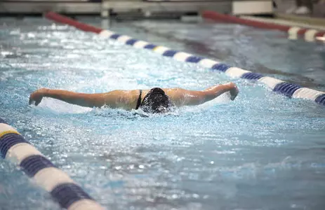 Mavs Top UNI 162-128 in Double Dual - Omaha Athletics