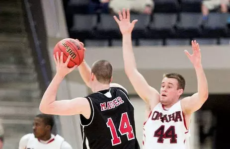 Mavericks Visit South Dakota State - Omaha Athletics