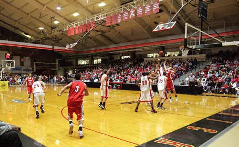 Cyclones Overpower Mavs in Exhibition Tune-Up - Omaha Athletics