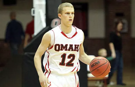Mavs Continue Road Trip at Michigan State - Omaha Athletics