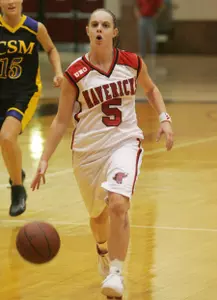 Mavs' Quick Start Overcomes Metro State - Omaha Athletics