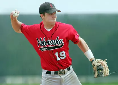 Weimer, Porter Slug Mavs to Sweep of Augustana - Omaha Athletics
