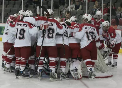 Mavericks Host Alaska in CCHA Series - Omaha Athletics
