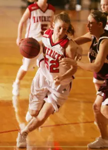 Thies, Smith Lead Mavericks to 76-50 Win - Omaha Athletics