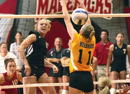 Christensen Named to AVCA All-Region Team - Omaha Athletics