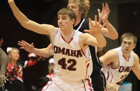 Mavericks Hit the Road to Face 'Roos - Omaha Athletics