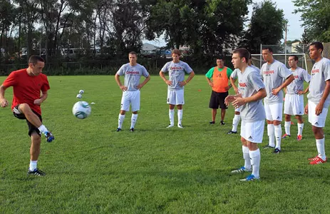 Mavs Open Inaugural Season at UMKC - Omaha Athletics