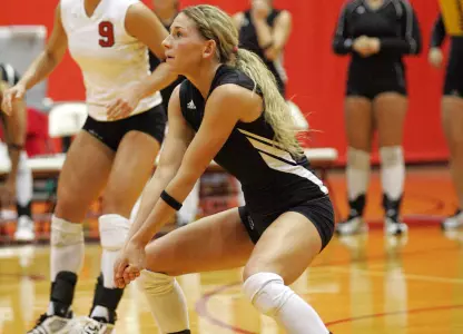 No. 5 Minnesota Duluth Sweeps UNO - Omaha Athletics
