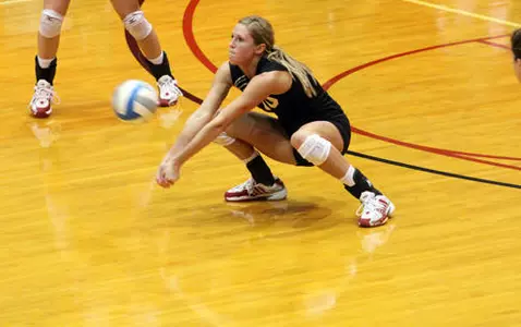 Mavs Fall in Five at No. 9 UNK - Omaha Athletics
