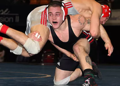 UNO Advances Six Wrestlers Into Semifinals, Remain