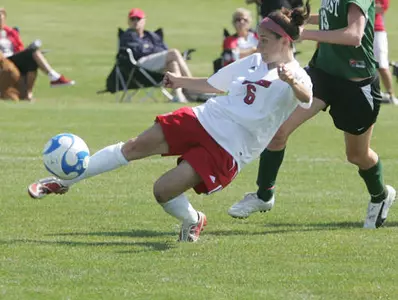 Mavericks Cruise Past Griffons, 4-0 - Omaha Athletics