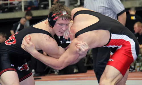 UNO Moves Into Semis With 27-12 Win Over Huskies
