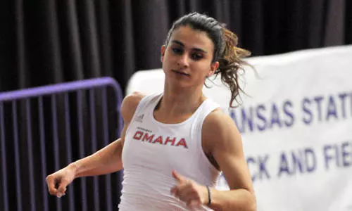 Mavericks Take Aim At MIAA Crown - Omaha Athletics