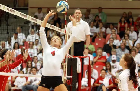 Mavs Fall 3-0 to South Dakota - Omaha Athletics