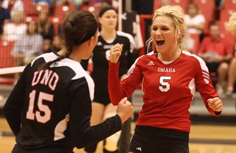 Reicks Breaks School Digs Record As Mavs Win Twice - Omaha Athletics