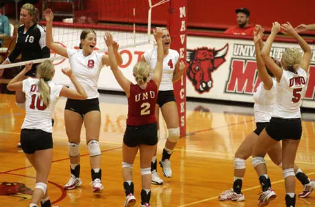 Team-High GPA Earns Mavericks AVCA Academic Award - Omaha Athletics