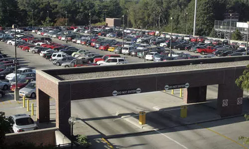 Shuttle Buses Set Up to Help Thursday and Friday E - Omaha Athletics