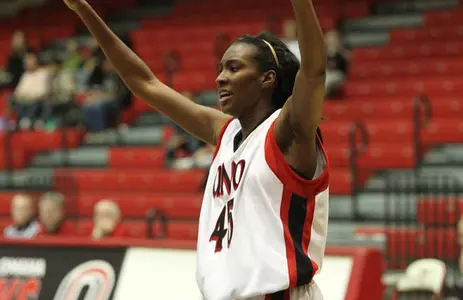 Mavs Dominate Panthers, 80-37 - Omaha Athletics