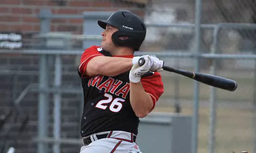 UNO Tangles With No. 6 Central Missouri - Omaha Athletics