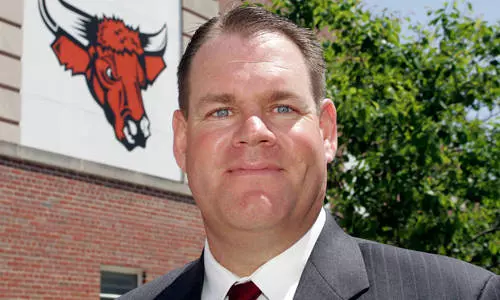 Miller To Leave UNO For Upper Iowa