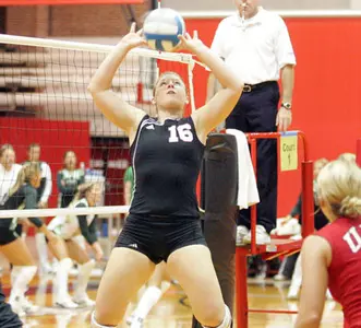 No. 11 Lopers Defeat UNO in Four Sets - Omaha Athletics