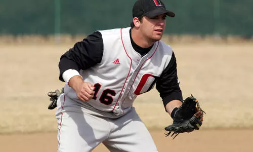 Mavericks Split a Pair With Missouri Western - Omaha Athletics