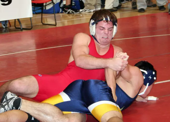 Mavericks Rebound with Win Over Dana, 26-9