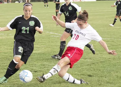 Mavs Break Out of Scoring Slump, Drop Sioux, 5-2 - Omaha Athletics